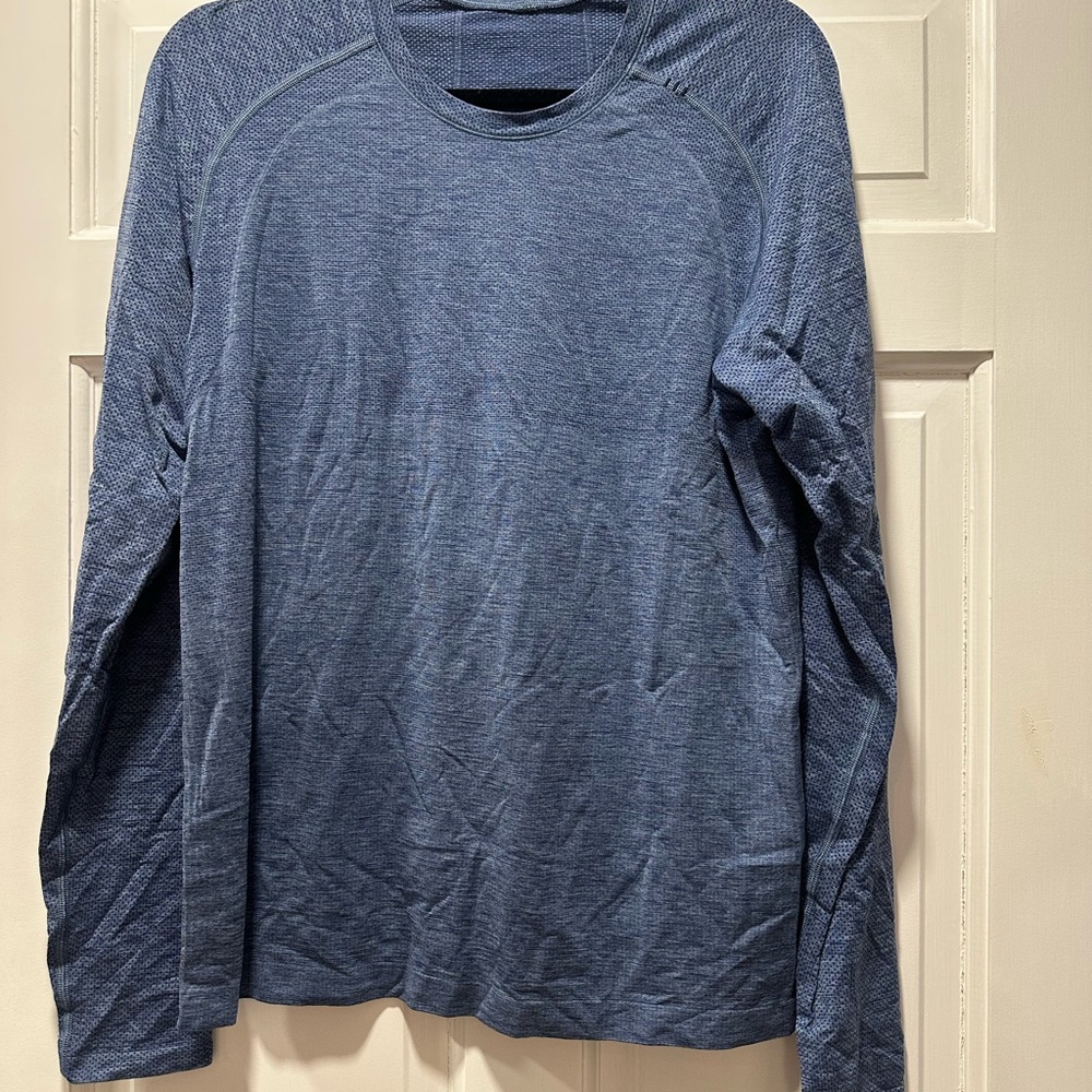 lululemon athletica Heathered Blue Long Sleeve Tee
